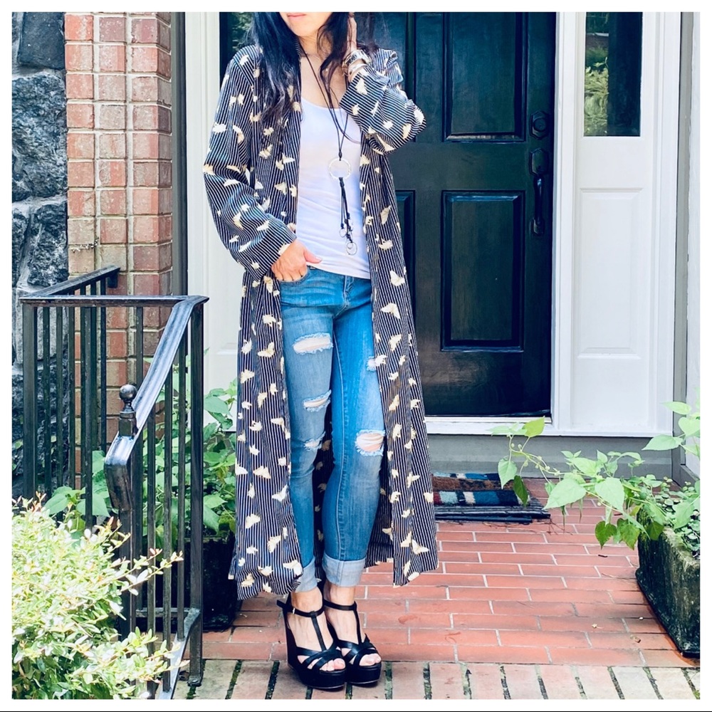 #04 BEAUTIFUL LONG BELTED KIMONO - Picture 2 of 9